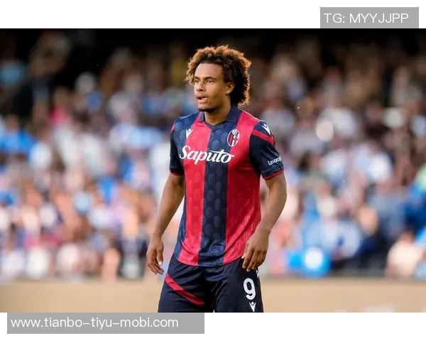 曼联官方宣布利桑德罗齐尔克泽与多名青训球员共同参与卡灵顿训练